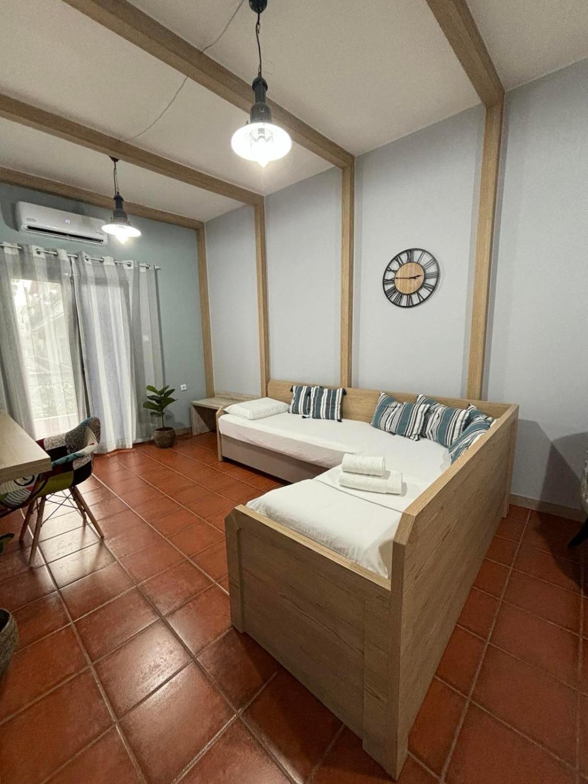 Green Suite Skiathos Exteriör bild